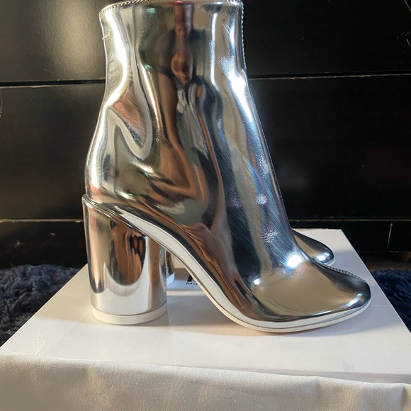 •SOLD• MM6 Maison Margiela ,Ankle Boots Size 37 (US 7) 100% Authentic. - Picture 4 of 7